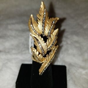 💛 Roberto by RFM Goldtone Leaf knuckle ring